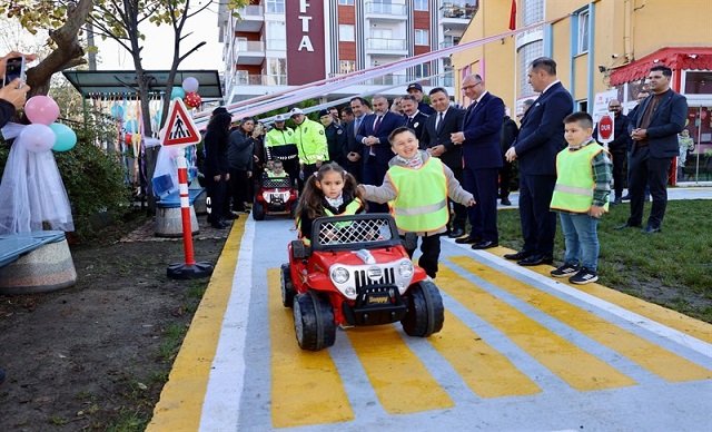 Çocuk Trafik Eğitim Parkı Açıldı