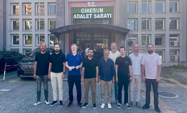 Cumhuriyet’i Hedef Alan Çamlı'ya Suç Duyurusu!