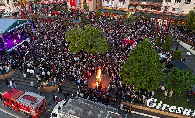 Festival Ateşi Yandı!