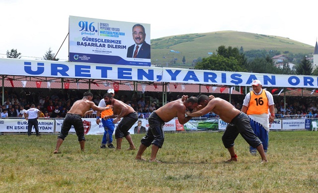 FESTİVALLE COŞTU