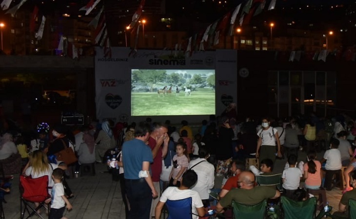 GİRESUN’DA YAZLIK SİNEMA KEYFİ