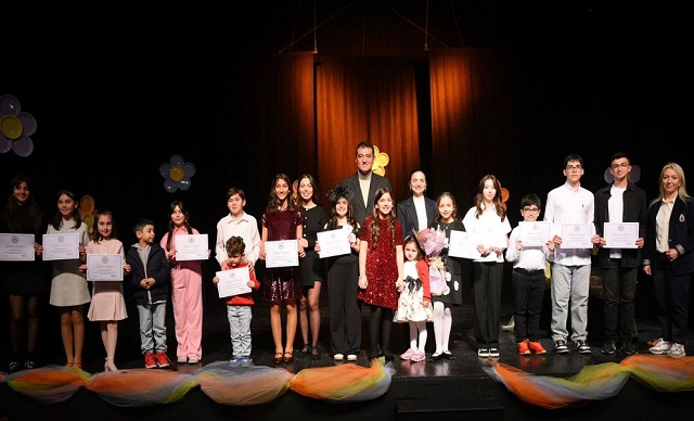 PERFORMANSI KEYİFLE İZLENDİ