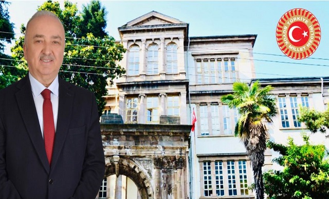''Ticaret Lisesi'' Halk Kütüphanesi Olarak Yeniden Hayat Buluyor