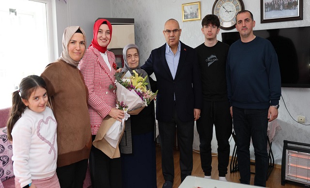 Vali Mustafa Koç'dan Anlamlı Ziyaret