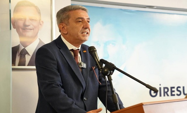 CHP'li Küçük 'Civelekoğlu Hayal Aleminde Yaşıyor’