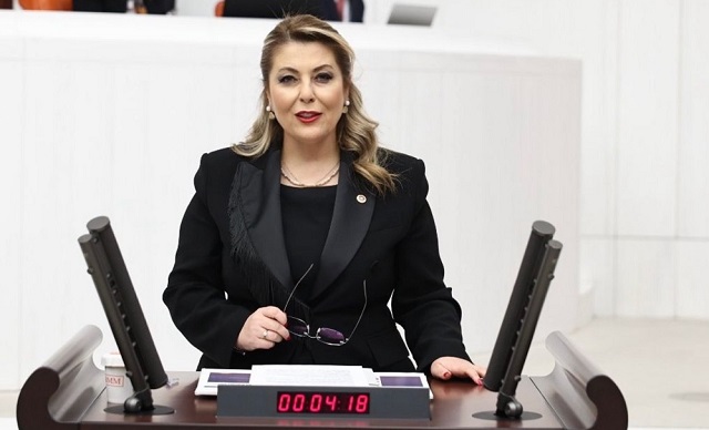Gezmiş ''bir kez daha tarih yazdık''