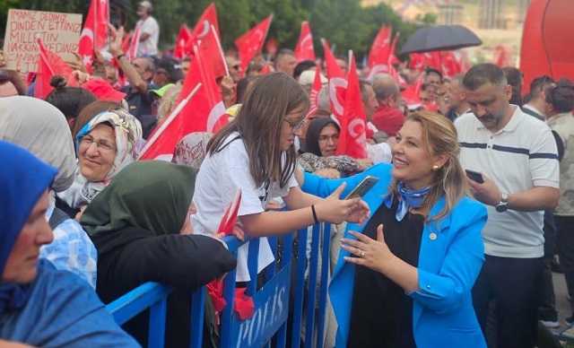 Gezmiş: 'Halkımız insanca yaşam istiyor'