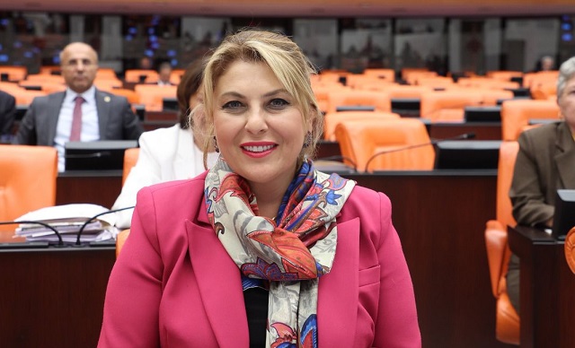 ENFLASYONUN EN AĞIR BEDELİNİ EMEKLİLER ÖDÜYOR!