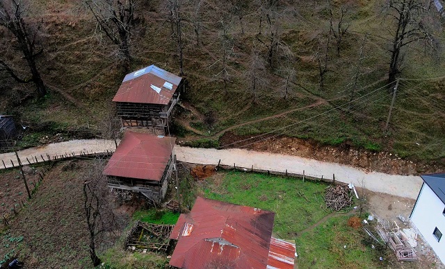 YEŞİLPINAR KÖYÜ YENİ YOLUNA KAVUŞTU