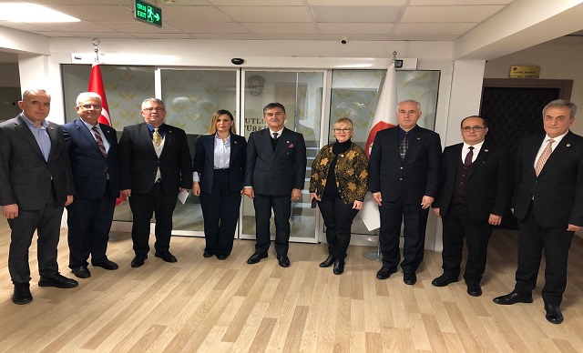 İLK EMEKLİ KADIN ASTSUBAY TEMAD’A ÜYE OLDU